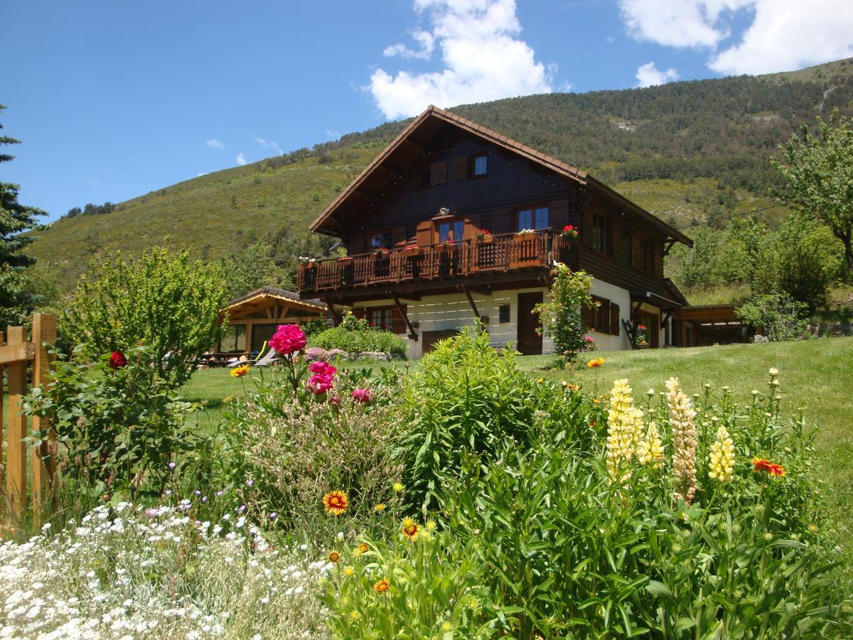Chambres D'Hotes Le Genepi Valdeblore Bagian luar foto